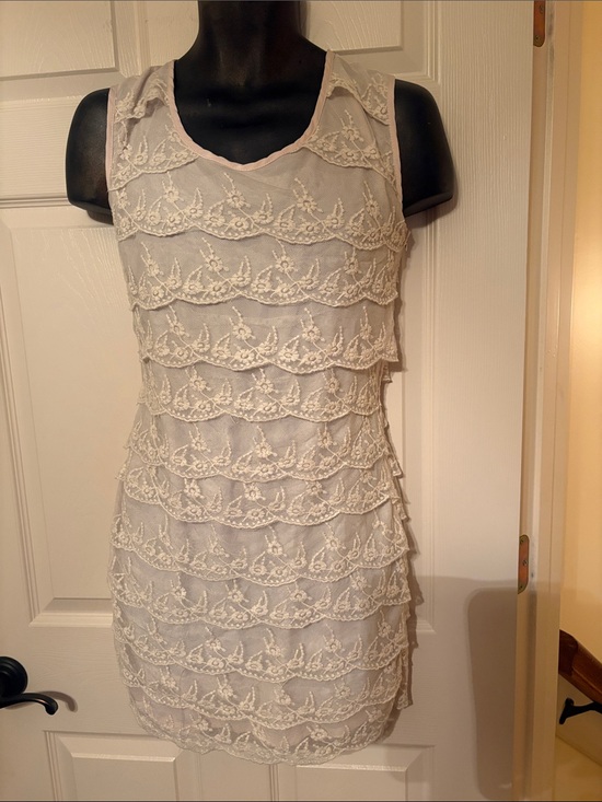 Charlotte Russe Dresses & Skirts - Charlotte Russe Ivory Lace Tiered Mini Dress